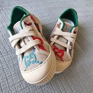 Gucci Tennis 1977 Beige sneakers Toddler size 24 with embroidered GG logo